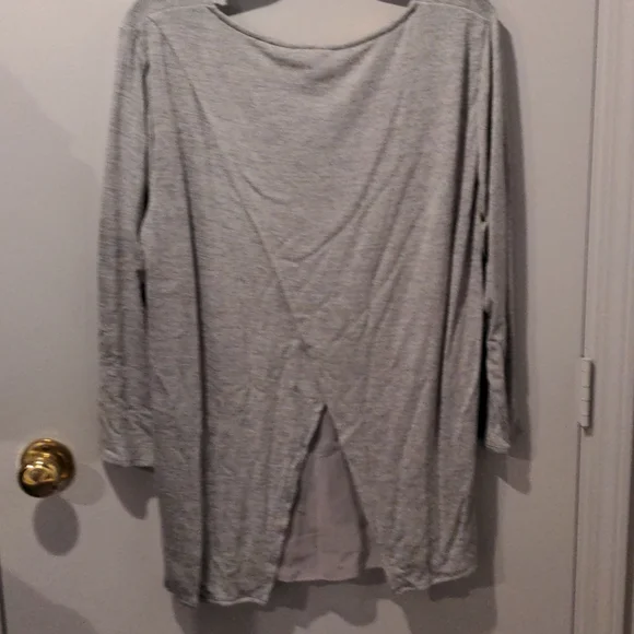 Halston Top - Picture 9 of 9